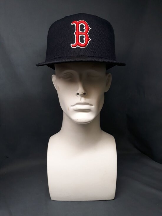 New Era Other - New Era 59Fifty Boston Red Sox Fitted Cap Navy Size 7 NEW WITH TAGS!